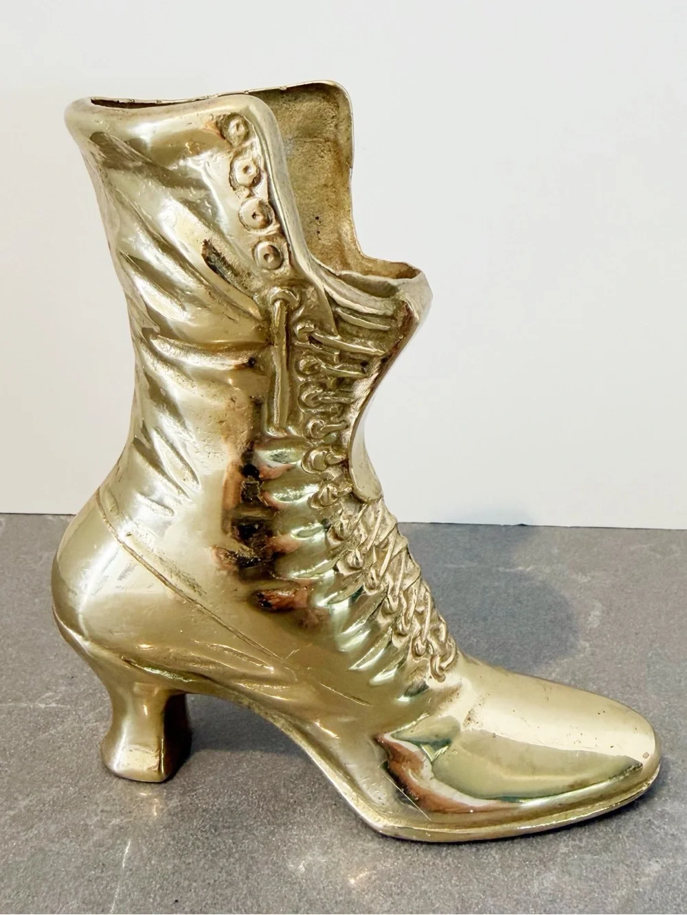 Vintage Gold Brass Metallic Victorian Boot Figurine Vase Accent - Picture 2 of 6